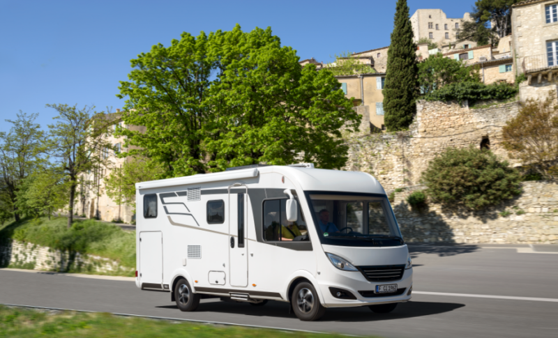 (Anglais) Caravan industry with second-best half-year result despite faltering supply chains